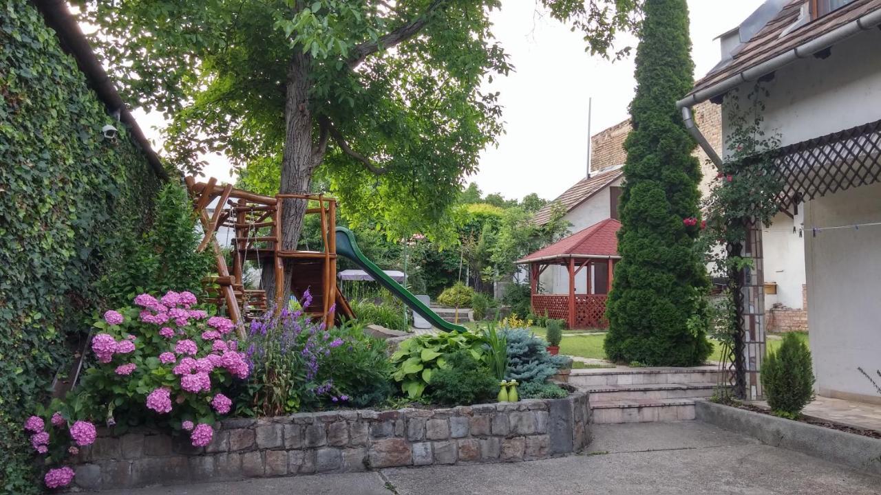 Szekely Vendeghaz Otel Estergon Dış mekan fotoğraf
